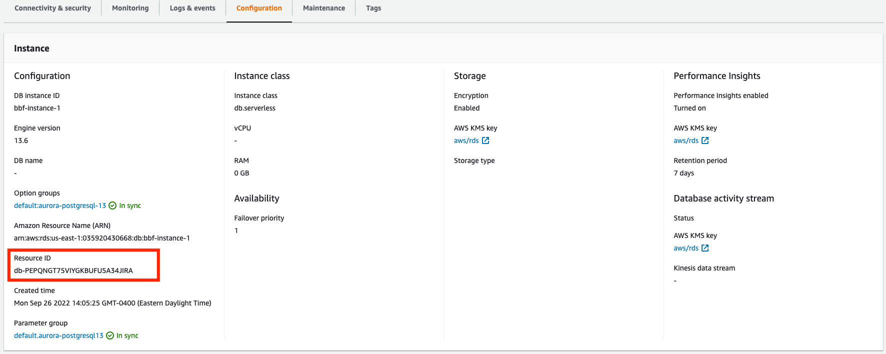 Die Ressourcen-ID auf der Registerkarte Konfiguration Ihrer Aurora-Konsole