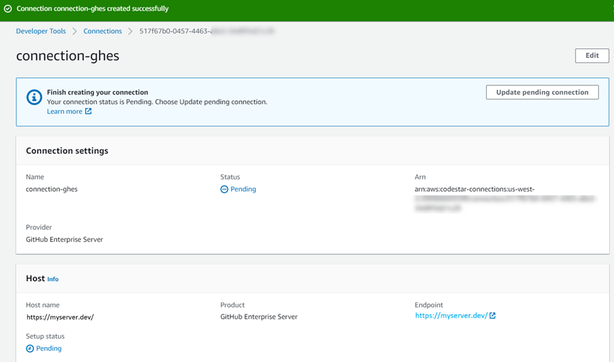 Screenshot der Konsole, auf der die Seite mit der ausstehenden GitHub Enterprise Server-Verbindung angezeigt wird.