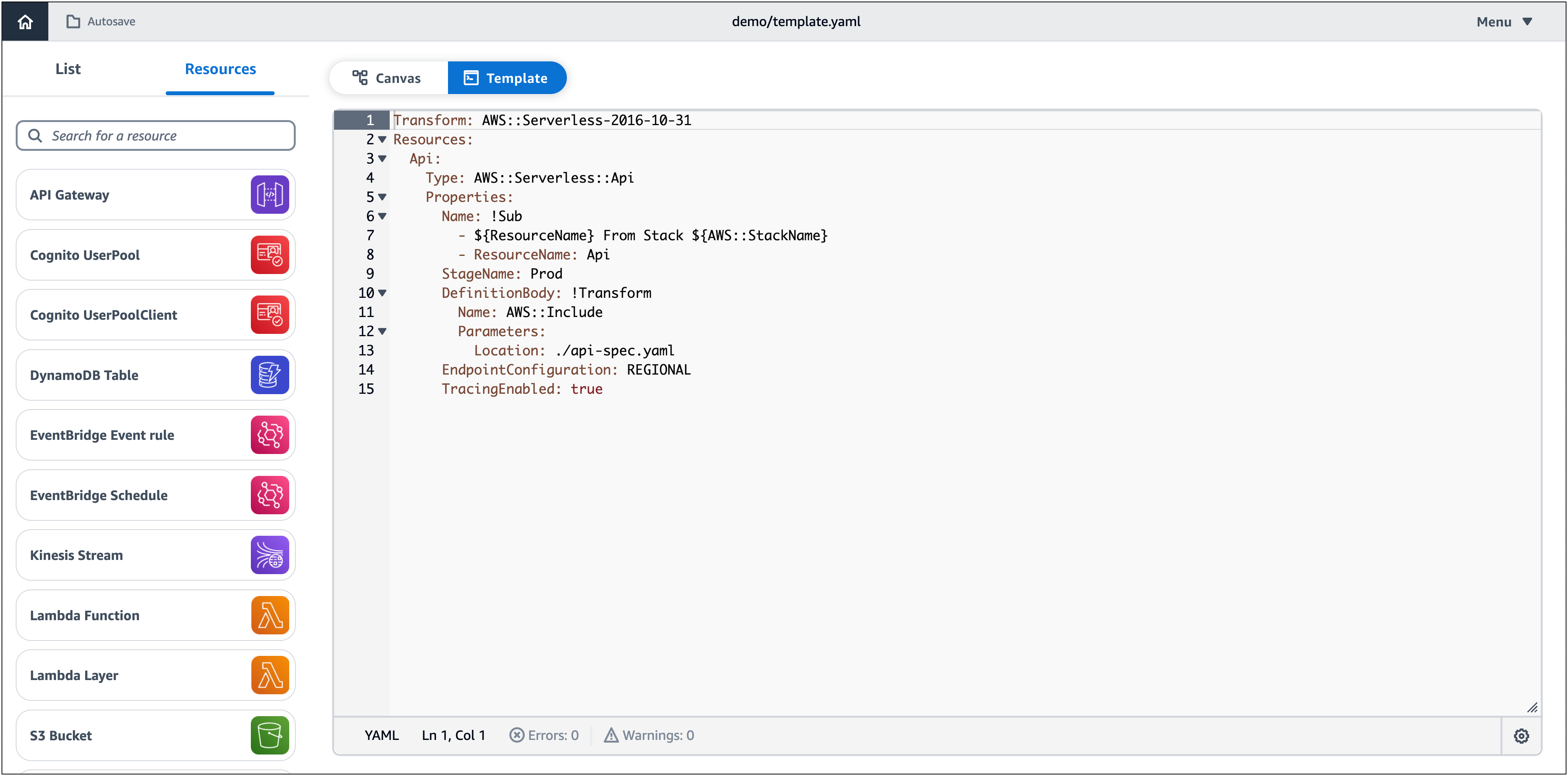 Die Infrastructure Composer-Vorlagenansicht zeigt Ihren Infrastrukturcode, der so konfiguriert ist, dass er auf die externe Datei verweist.