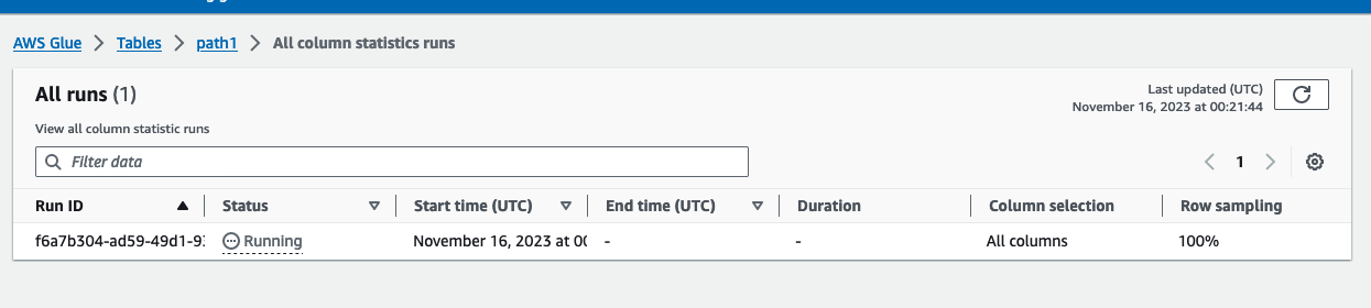 La captura de pantalla muestra las opciones disponibles para generar estadísticas de columnas.