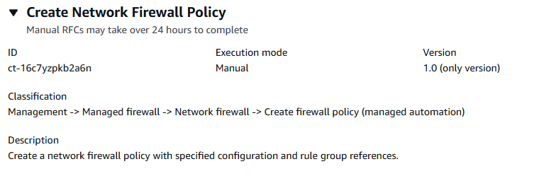 Cree un tipo Network Firewall de cambio de política que muestre el ID, el modo de ejecución, la versión y la clasificación.