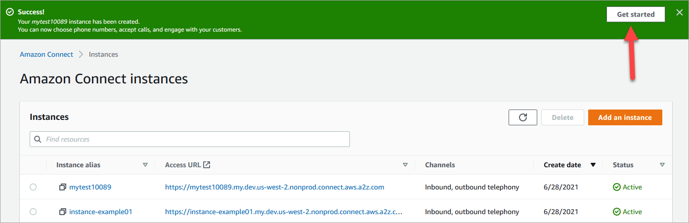 Page Instances Amazon Connect, bouton Mise en route dans le coin supérieur droit.