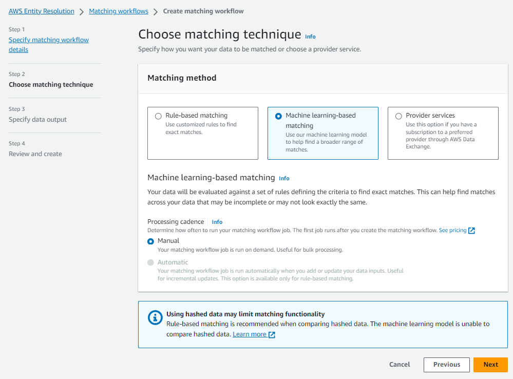Résolution des entités AWS interface de création de flux de travail correspondante avec des options de correspondance basée sur des règles ou par apprentissage automatique.