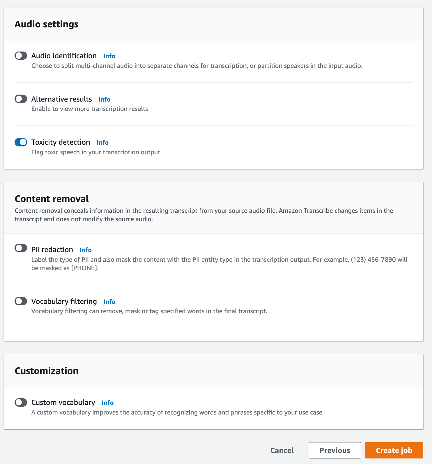 Amazon Transcribe capture d'écran de la console : la page « configurer le travail ».