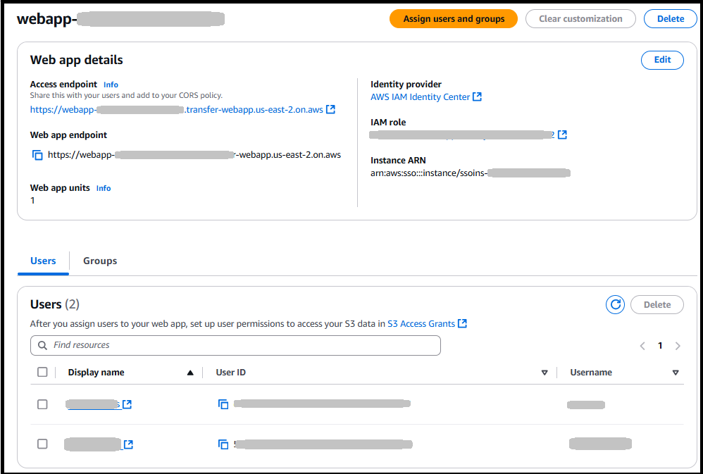 Écran présentant les détails d'une application Web sélectionnée.