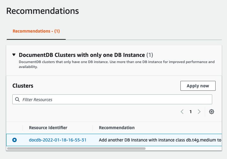 Il modulo Consigli che mostra un'attività consigliata selezionata per un cluster Amazon DocumentDB.