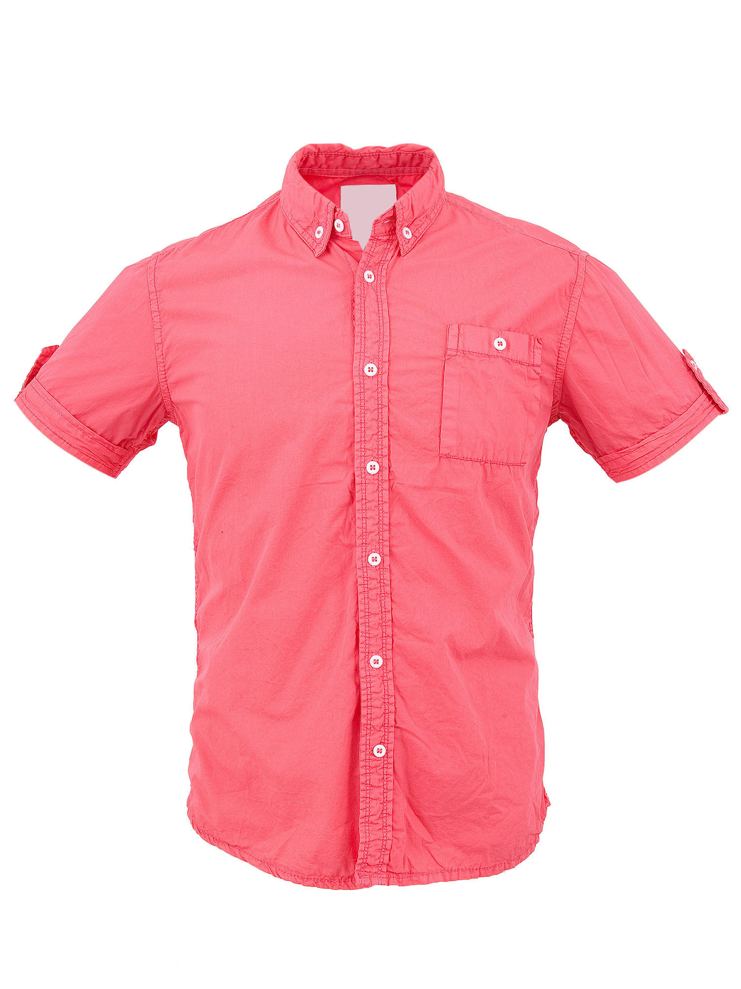 Una camicia button-down color corallo.