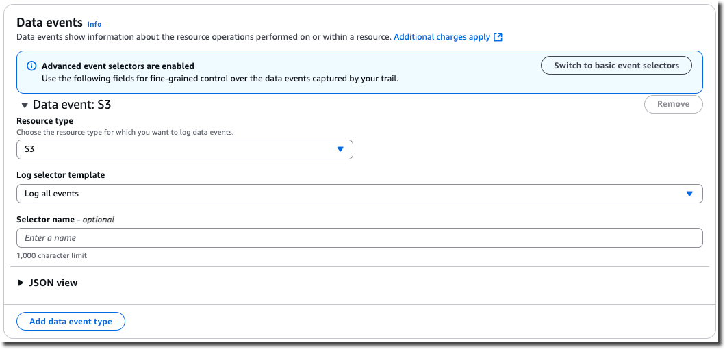 コンソール上での [SNS トピック] リソースタイプの選択。