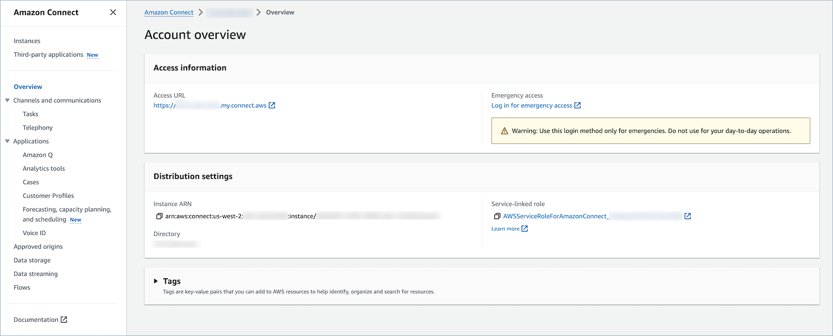 [アカウントの概要] ページ、サービスリンクロールの ARN。
