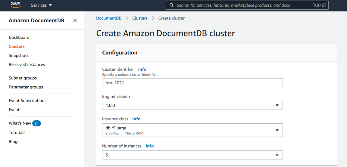 Amazon DocumentDB クラスターを作成するための設定オプションフォーム。
