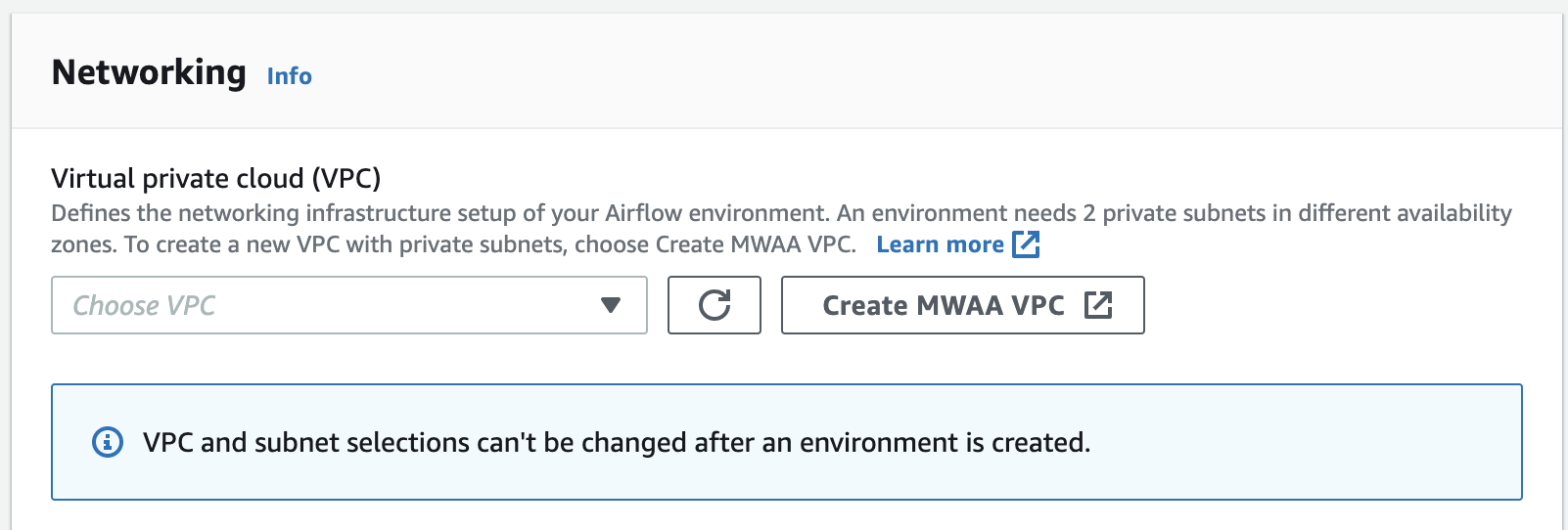 この画像は、Amazon MWAA コンソールで MWAA VPC の作成 の場所を示しています。