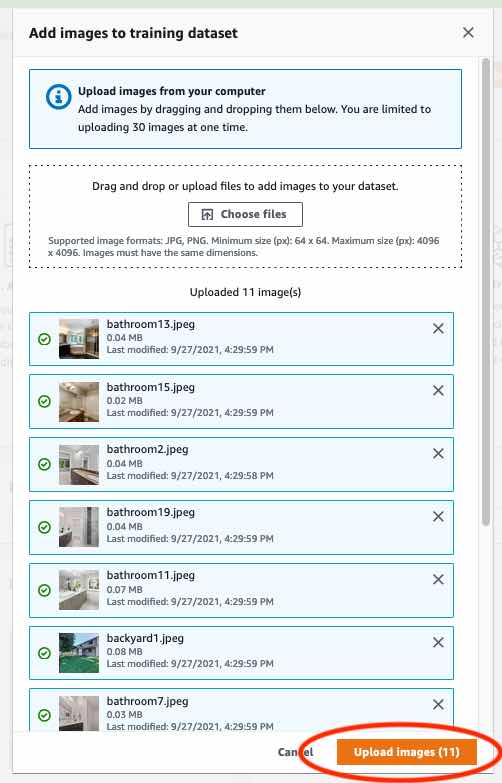 11 個の画像のサムネイルが表示されたグリッド。これらの画像はトレーニングデータセットへのアップロード準備完了になっている。