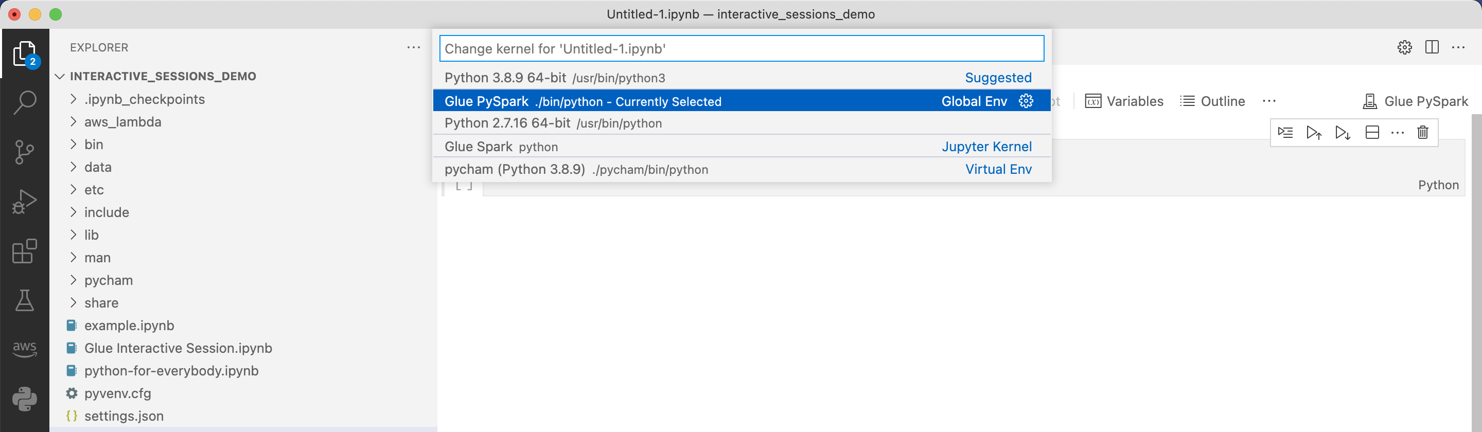AWS Glue PySpark를 선택하는 것을 보여주는 스크린샷입니다.