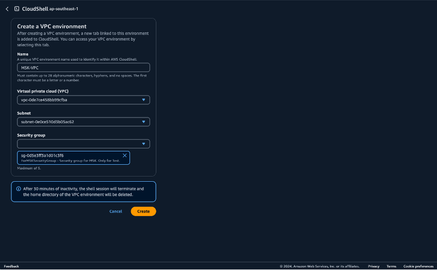 Imagem mostrando um ambiente CloudShell com os campos que você precisa especificar.
