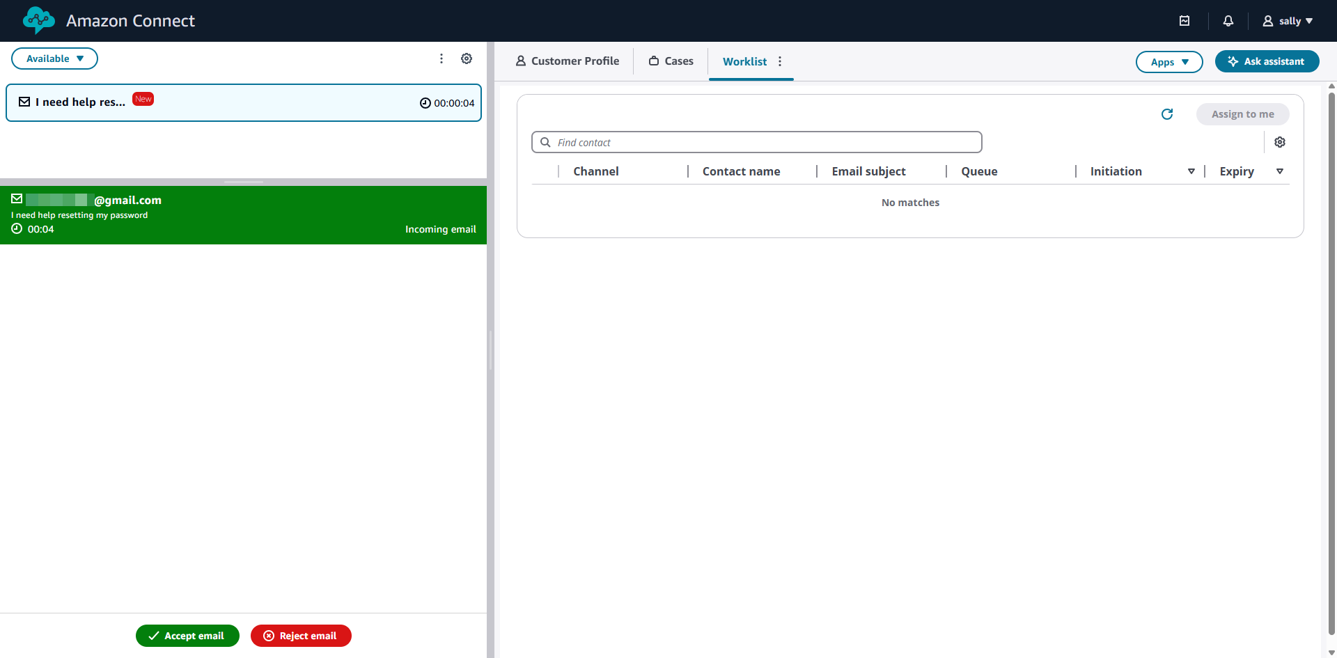 O CCP exibindo uma notificação de contato por e-mail recebida com endereço de e-mail do remetente, linha de assunto e botões. Accept/Reject