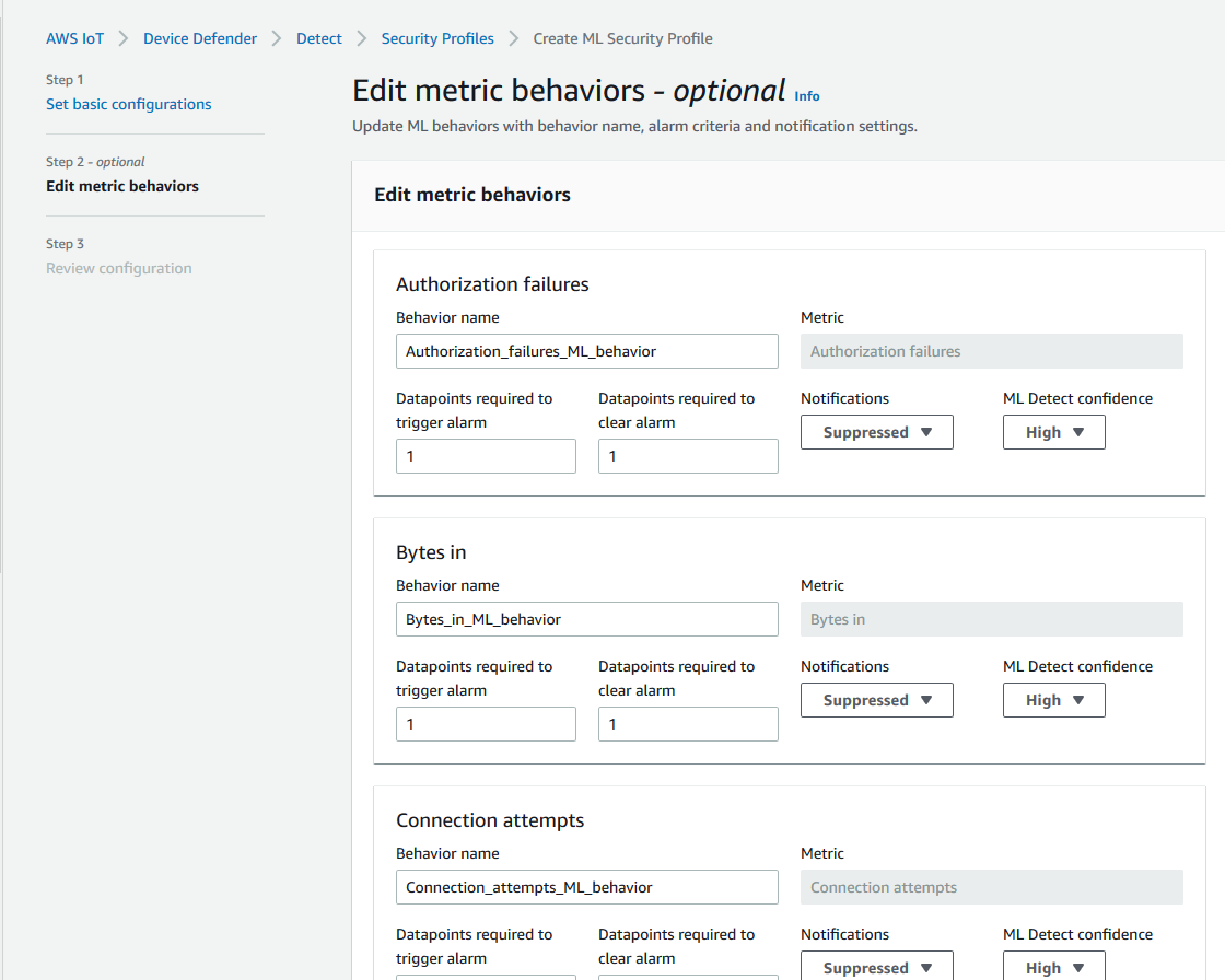 Seção “Editar comportamento da métrica” com métricas de falhas de autorização, entrada de bytes e tentativas de conexão, permitindo a configuração de pontos de dados para acionadores de alarme, notificações e níveis de confiança do ML Detect.