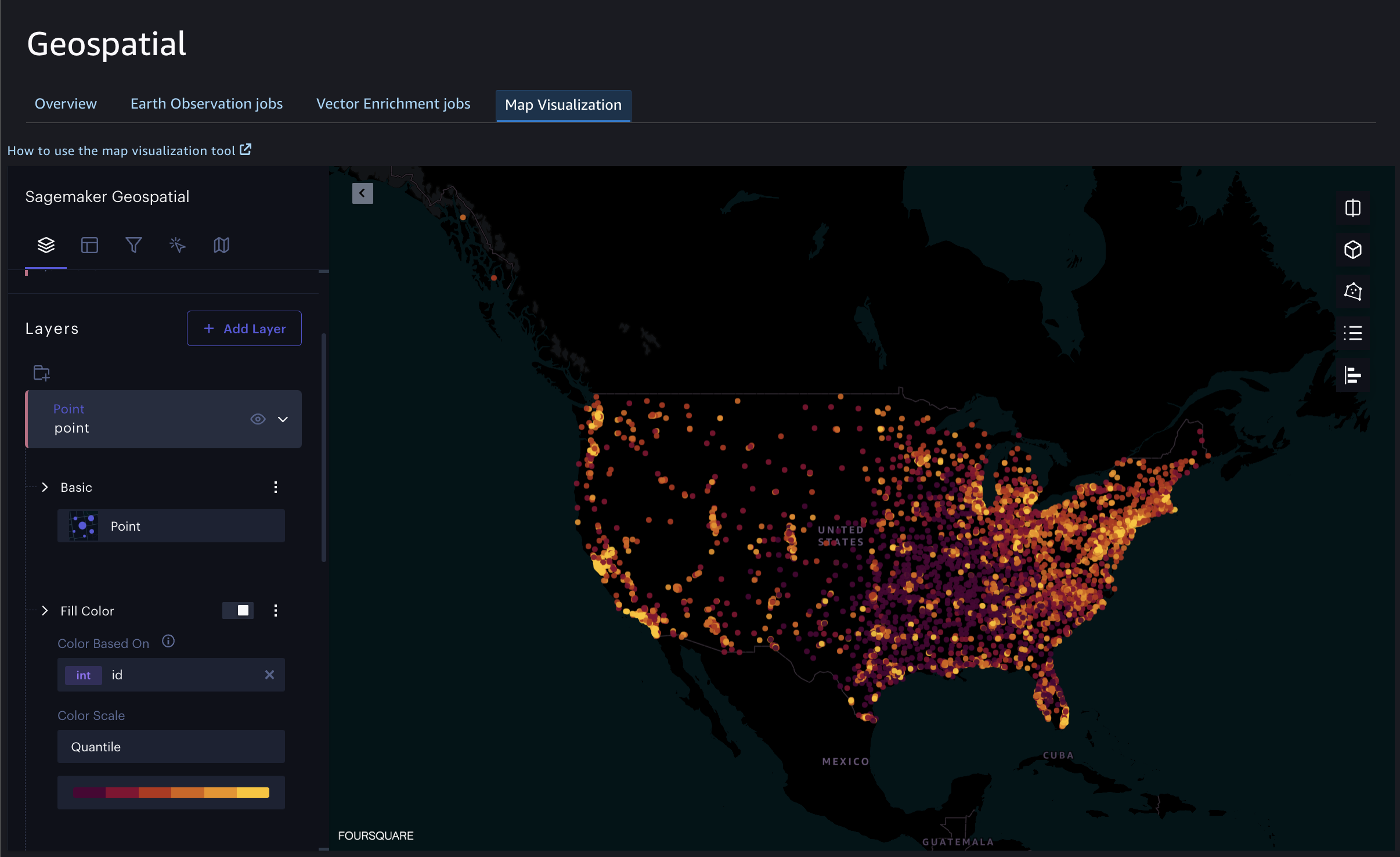 O painel de camadas com pontos de dados em um mapa dos EUA, suportado por recursos SageMaker geoespaciais.
